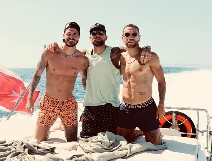 De Paul, Otamendi et Papu Gomez ensemble à Ibiza (IG).