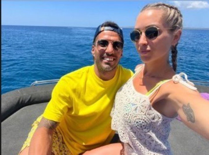 Suárez, en vacances avec Sofía Balbi, sa femme. Instagram Luis Suárez