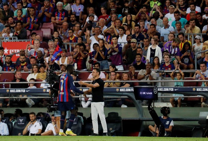 Xavi a relevé un Barcelone en perte de vitesse après le départ de Messi.
