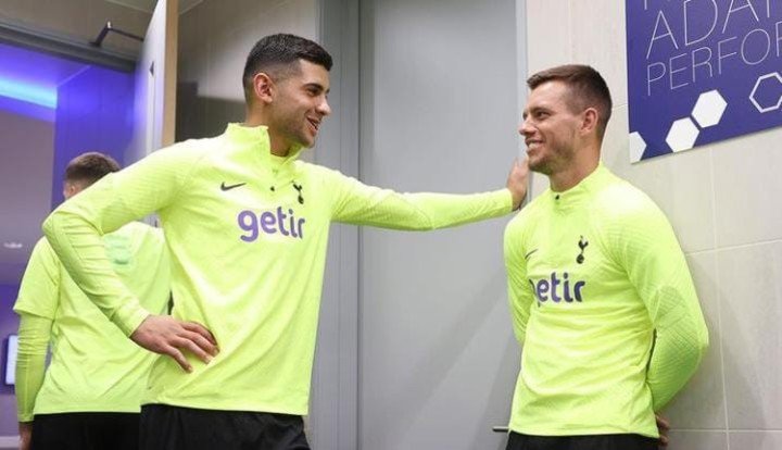 Lo Celso avec Cuti, lors de la réunion aux Spurs il y a quelques jours.