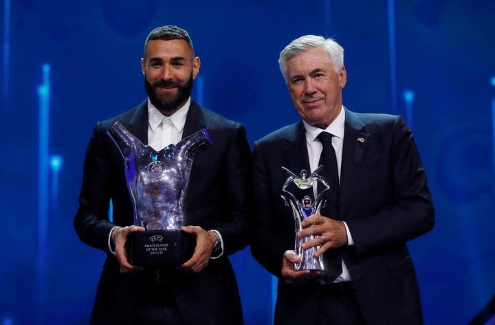 Benzema et Ancelotti, récompensés en Turquie. REUTERS