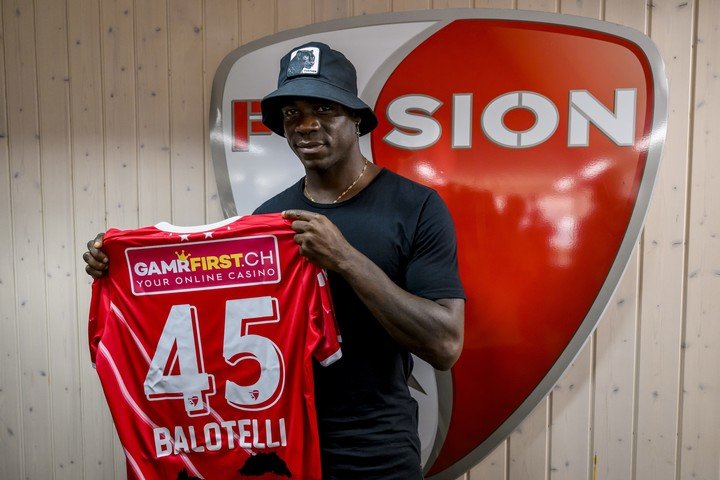 Balotelli a été présenté jeudi à Sion (EFE).