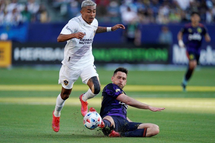 Julian Araujo, en action en MLS (Photo : AP).
