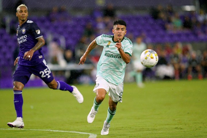 Thiago Almada marque un autre but en MLS. (AP)