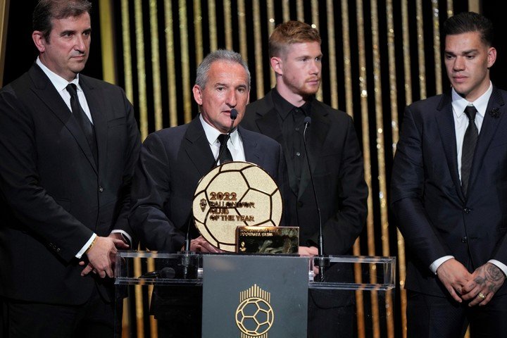 Reconnaissance pour l'équipe de Pep (AP Photo/Francois Mori).