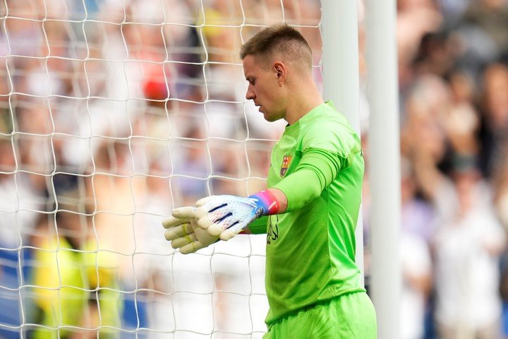 Ter Stegen avait été le moins battu, mais il est tombé dans le clásico. Jeudi, face à face avec Rulli (AP).